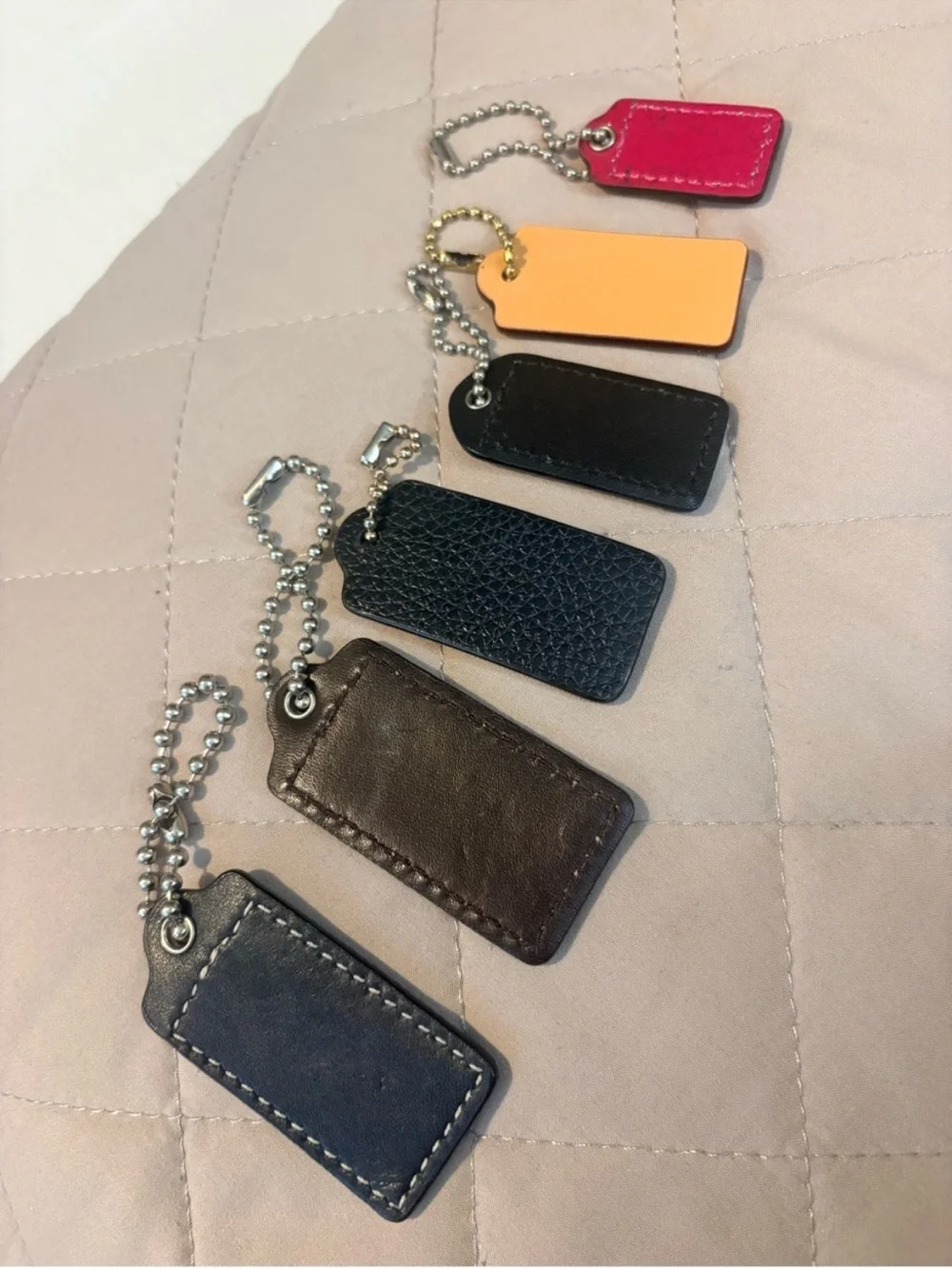 5/-2in inch Coach leather tags bundled🥰